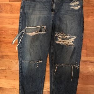 Ripped boyfriend jeans